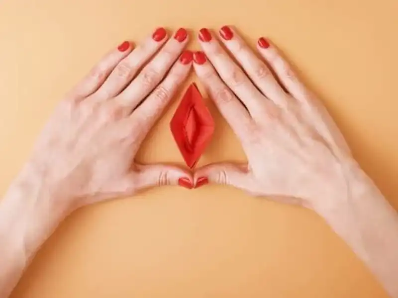 جراحی همزمان لابیاپلاستی و هودکتومی